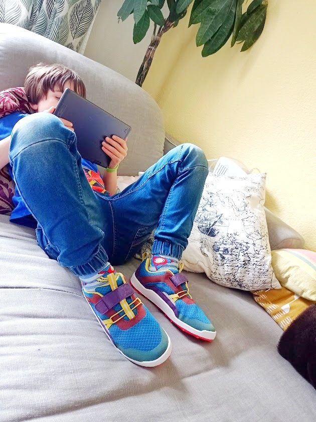 Bunte Kinderschuhe von Sfoli